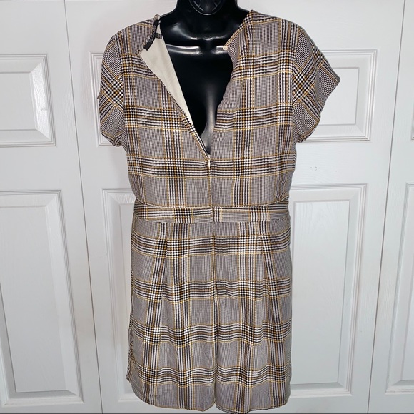 19 COOPER | Plaid Romper - Picture 3 of 6